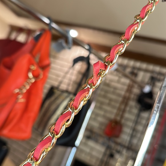 💥$3 - Valentino By Mario Valentino Alice Signature Leather Shoulder Bag - BE379 - Picture 7 of 17